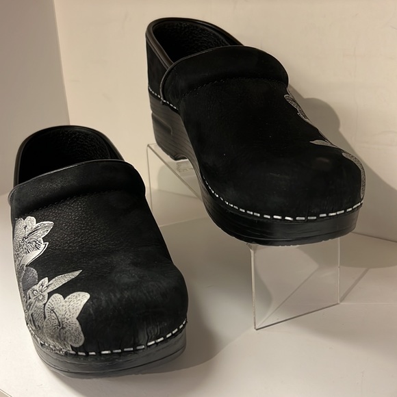 Dansko Clogs - Picture 3 of 7